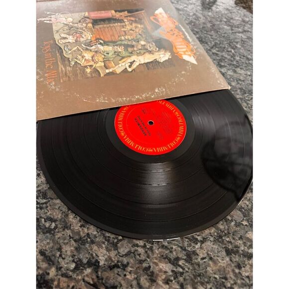 Aerosmith Toys in the Attic Vinyl LP Rock Album Columbia Records 1975 - Picture 7 of 7